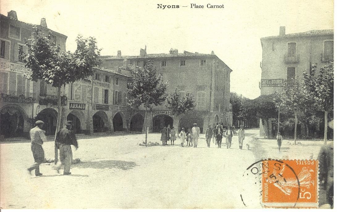 Place de Nyons